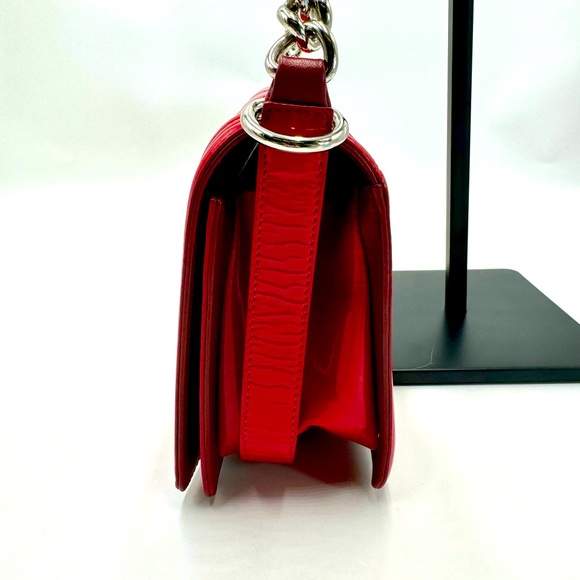 Chanel Boy Red Plexiglass Quilted Matelasse Patent Leather Med Shoulder Bag Ex++ - Picture 9 of 16